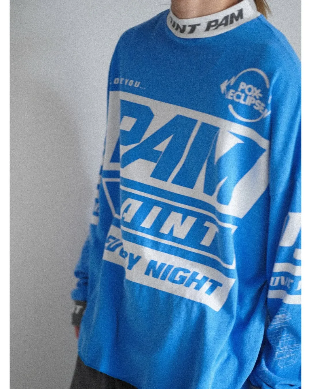 SAINT Mxxxxx Make the printing look distressed and white. Correct accessories. Customized co-branded model with P.A.M. wash mark.